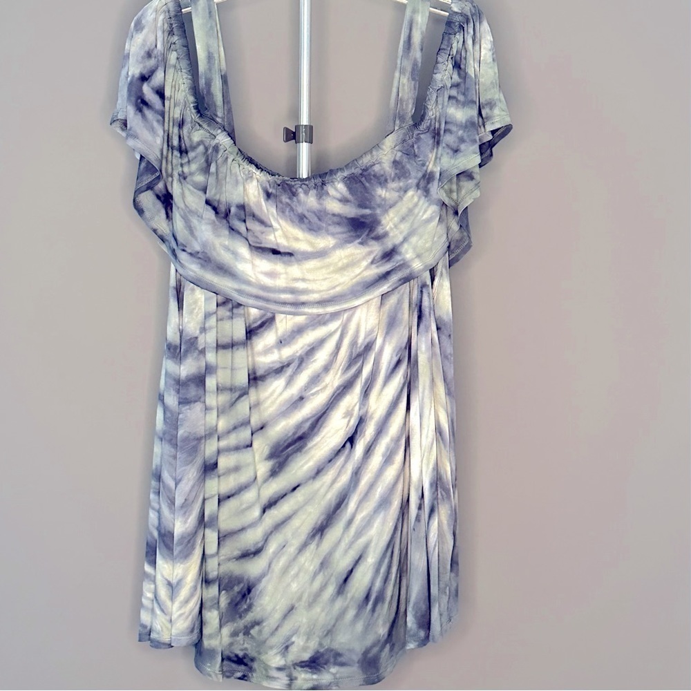 Lane Bryant Cold Shoulder Ruffle Top - Picture 5 of 7